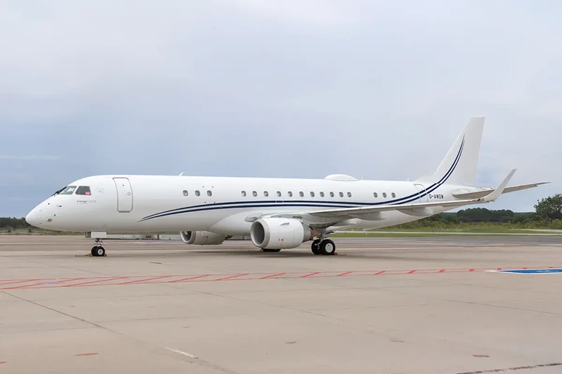 Lineage 1000E on runway