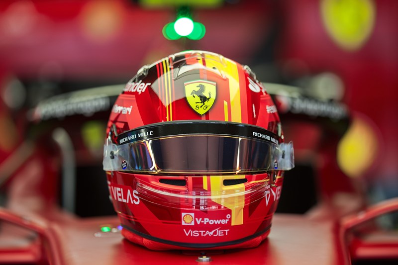 VistaJet Ferrari helmet