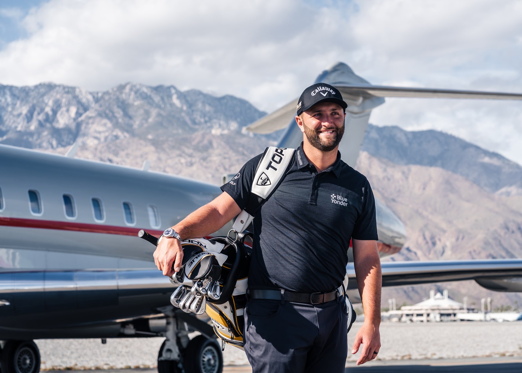 enter-to-win-a-vistajet-golf-prize