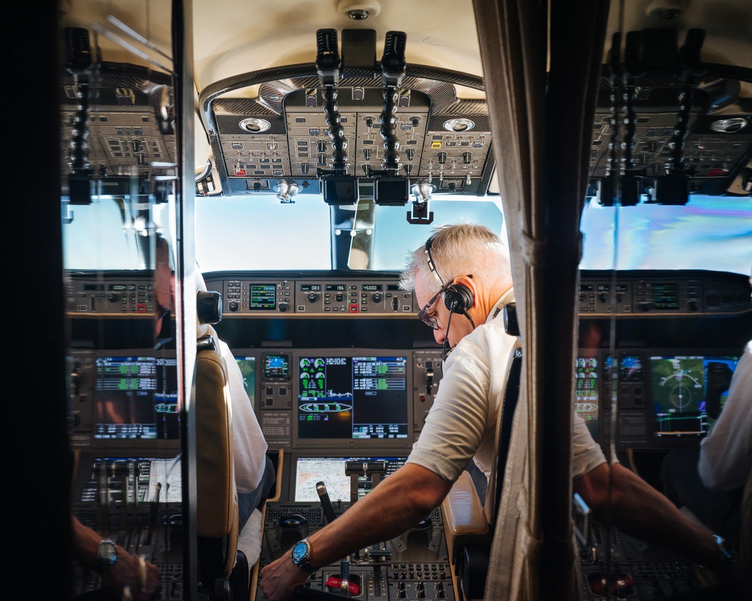VistaJet Private Jet Leasing: A dedicated crew